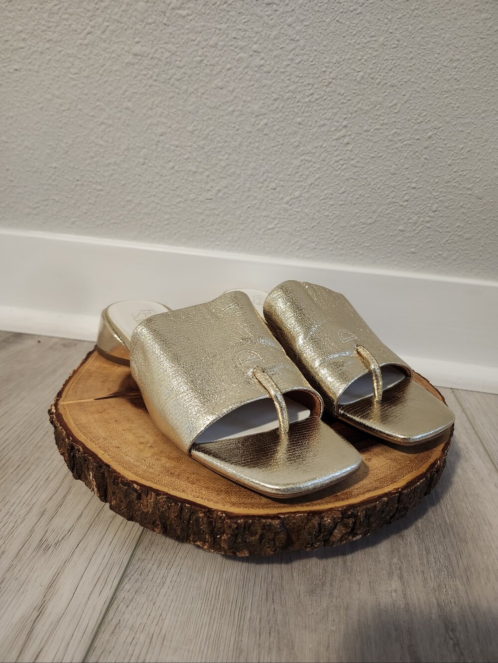 Franco Sarto Metallic Gold Toe-Loop Slide Sandals